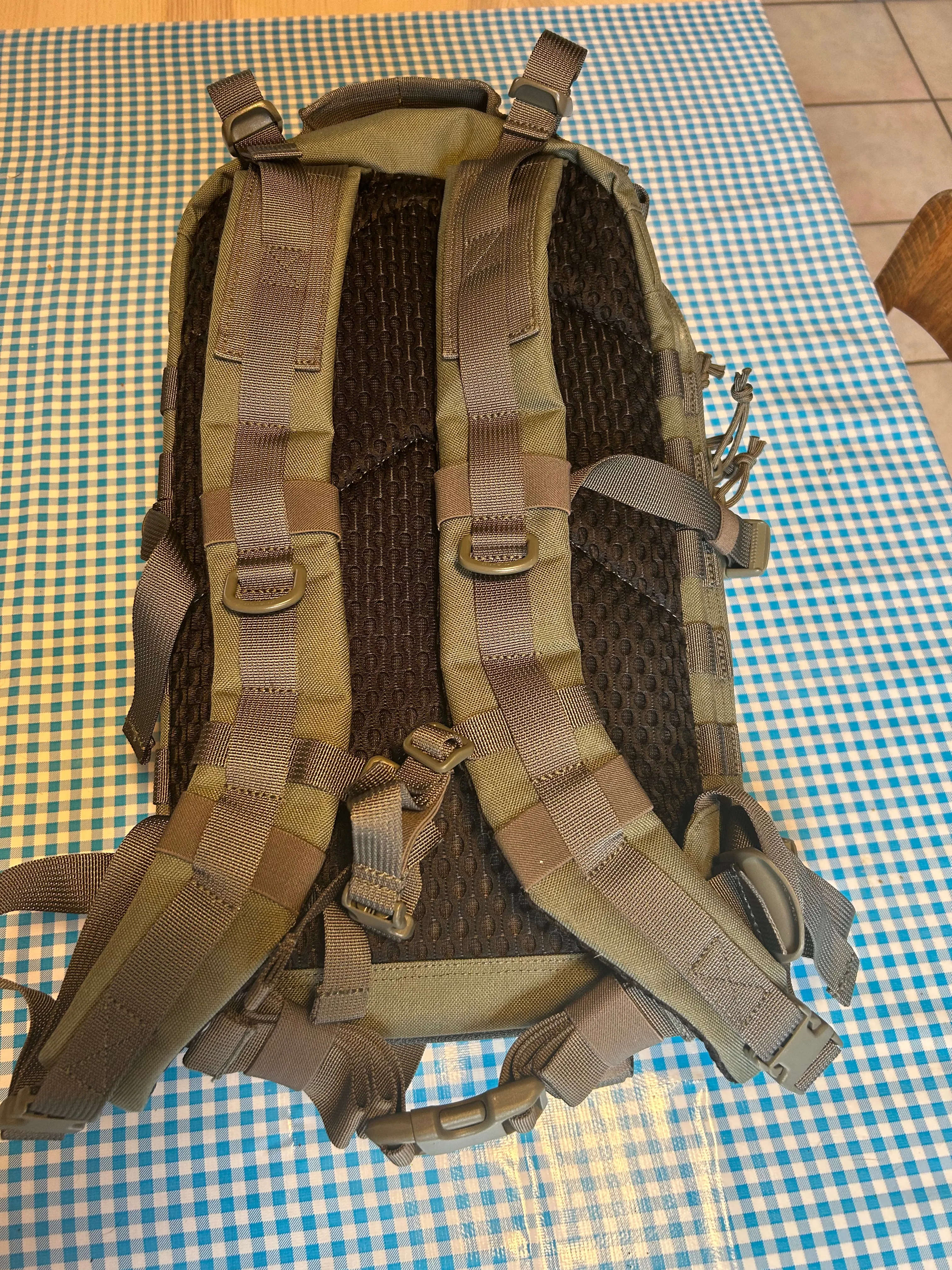 Backpack, Maxpedition Falcon-III Backpack 35L, Khaki (Unused)