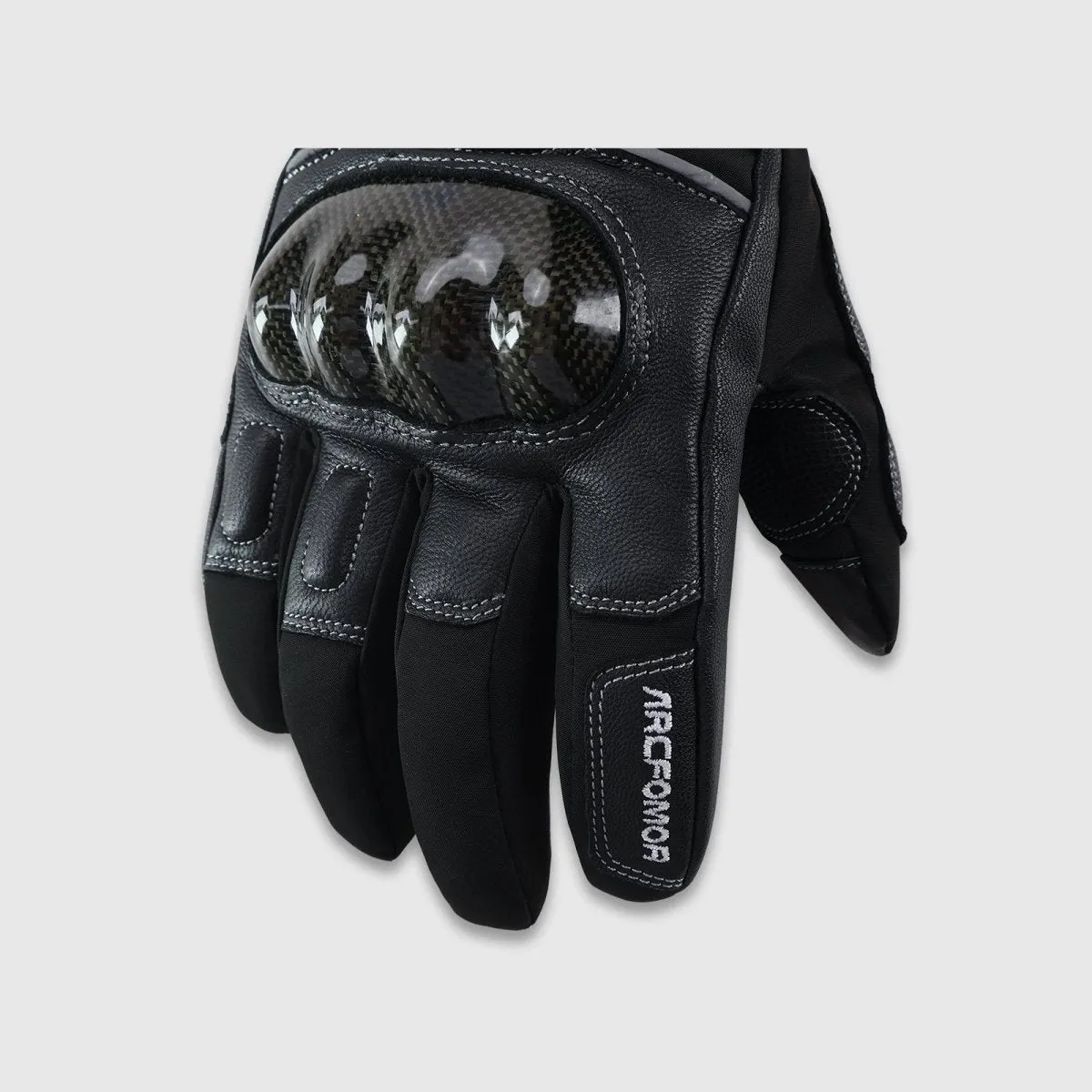 Heated Gloves - Knob Closure for Reliable Warmth in Cold Weather