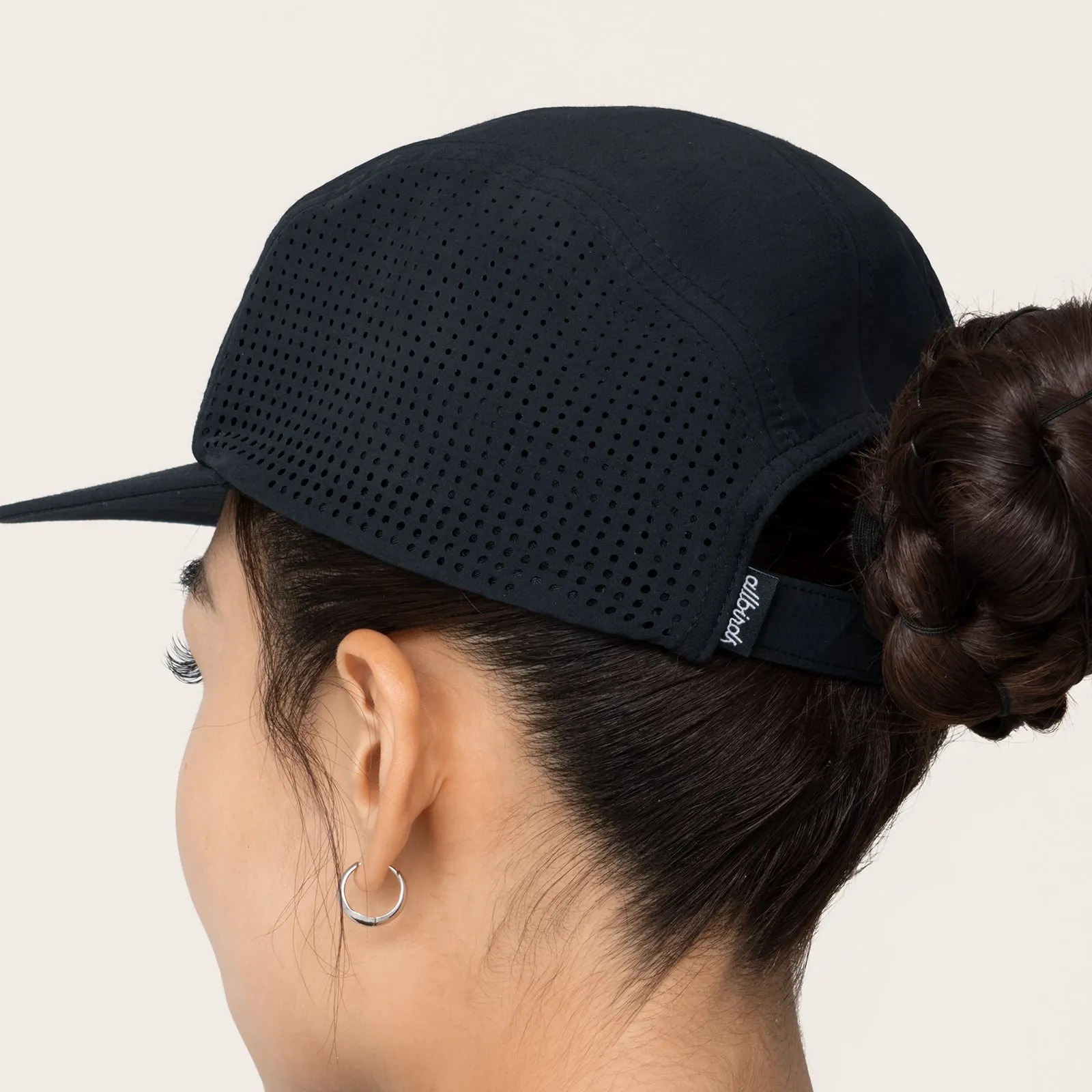 Lightweight Performance Cap - Natural Black