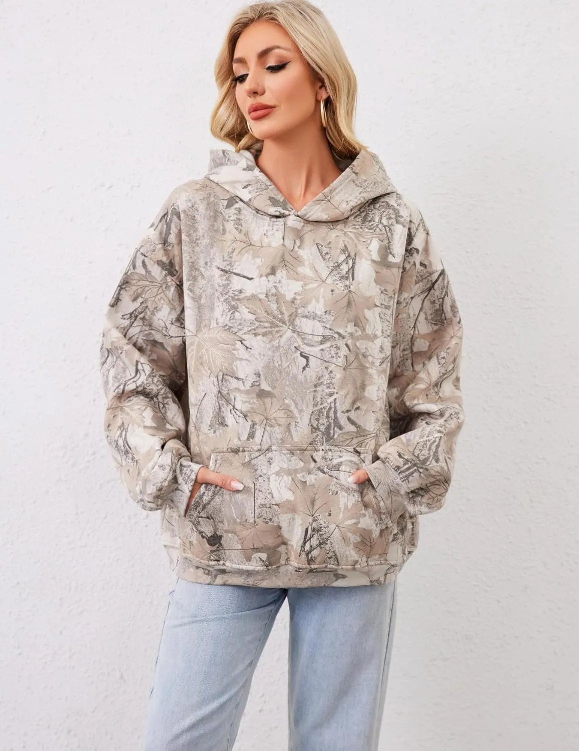 Women Camo Hoodies Oversized Maple Leaf Fleece Hooded Sweatshirt Long Sleeve Fall Trendy Pullover Hoodie with Pocket